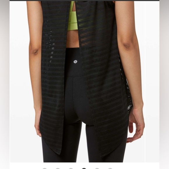Lululemon Meet Halfway Tank *Striped black size 8 - Picture 2 of 9